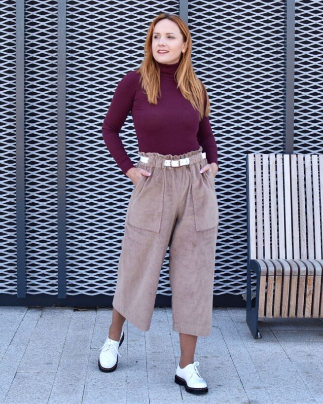 MANNY - menčestrové crop pants s výraznými vreckami  "RôZNE FARBY"
