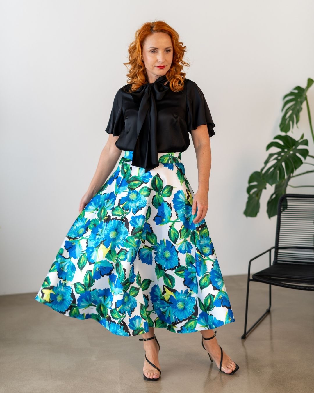 DAPHNE - exkluzívna sukňa "blue flowers" - Image 3