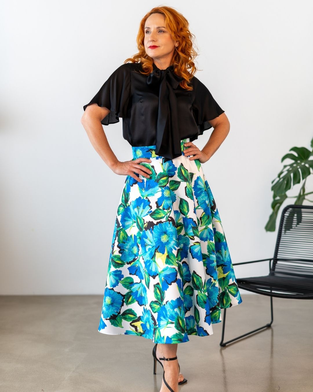 DAPHNE - exkluzívna sukňa "blue flowers" - Image 2