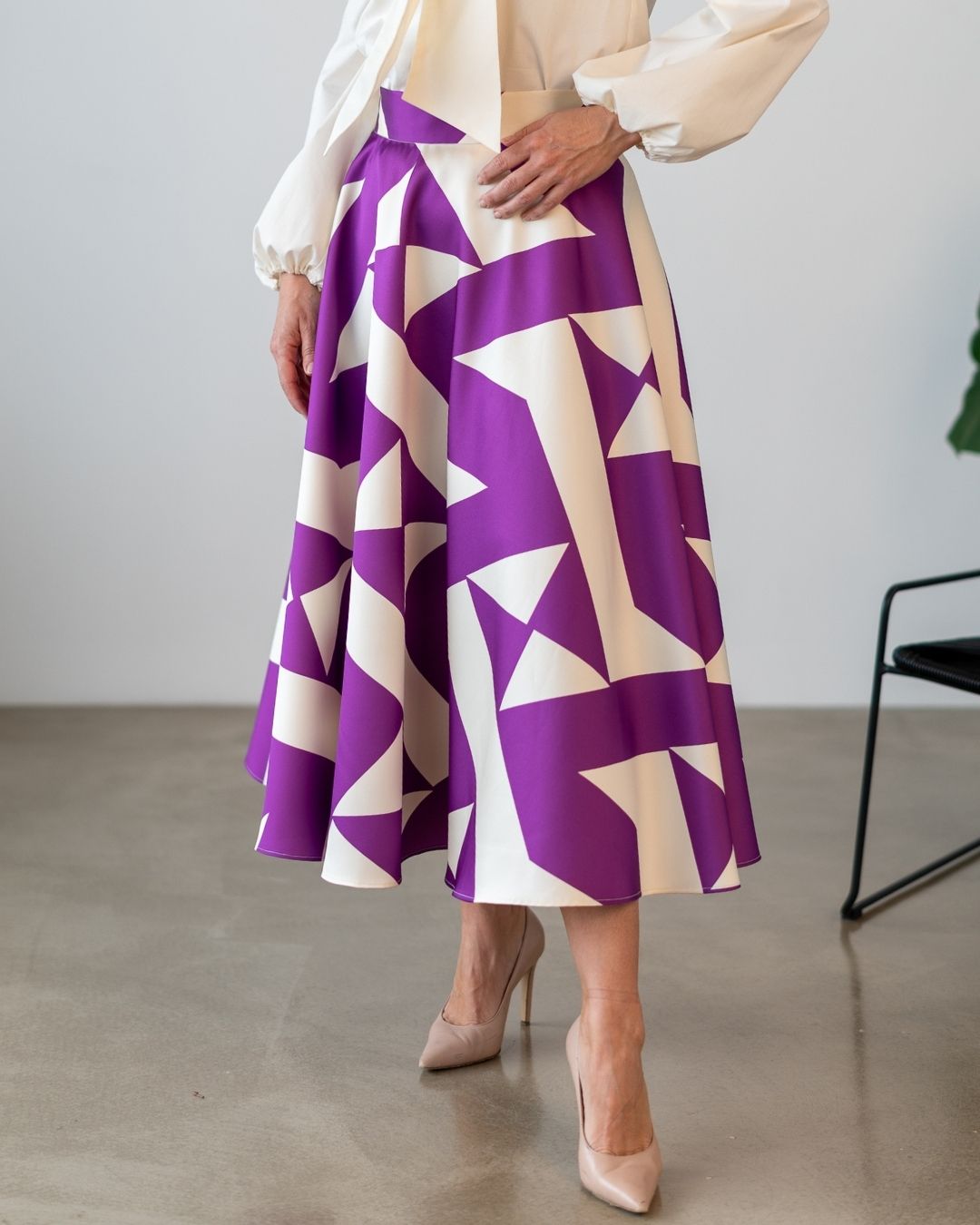 DAPHNE - exkluzívna sukňa "purple geometry" - Image 4